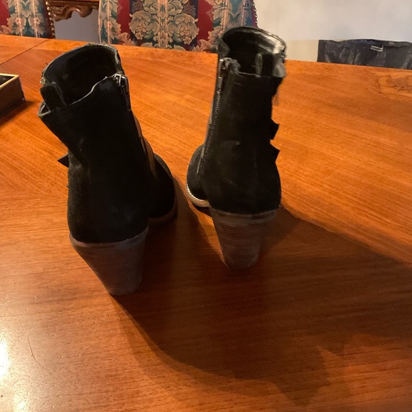 Booties - Picture 3 of 5